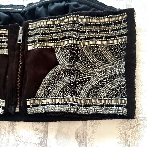Kimchi Blue Velvet Beaded Bustier Elegant Embellished Zip Top Crop Sz L - Picture 9 of 10